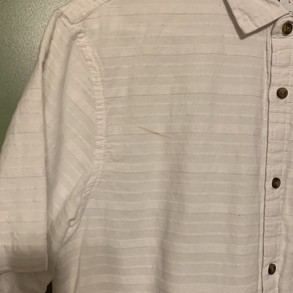 🧡 Old Navy White Everyday Shirt - Picture 7 of 7